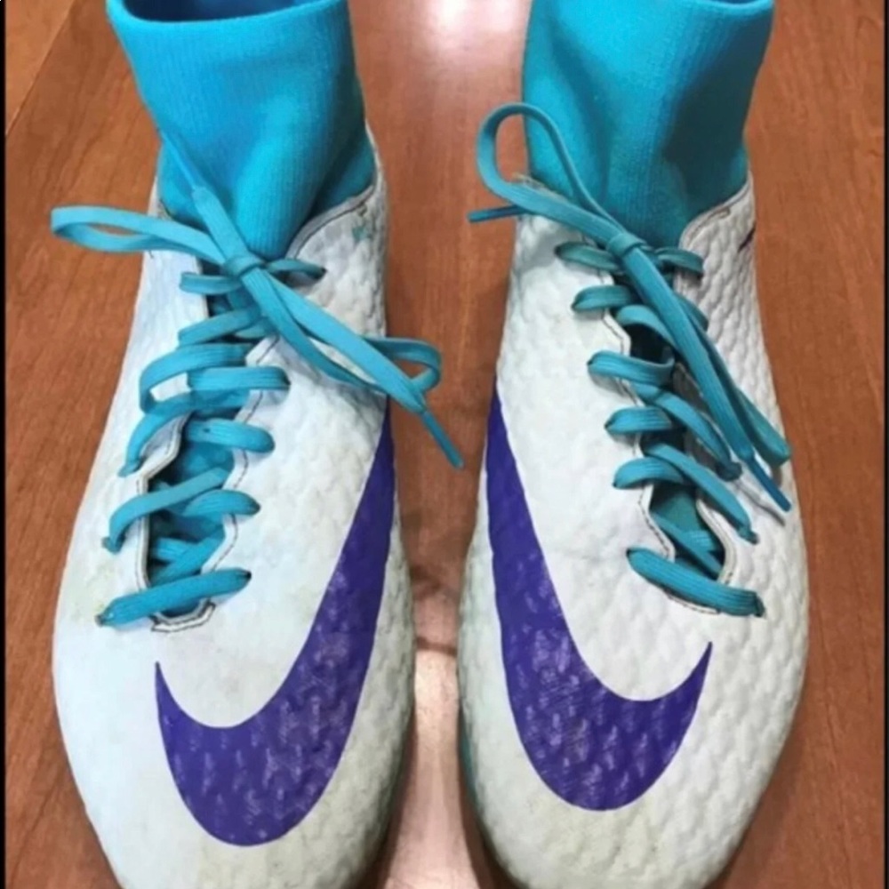 Nike Hypervenom Phantom 3 men's Size 12